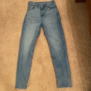 American Eagle High Waisted Stretch Mom Jean